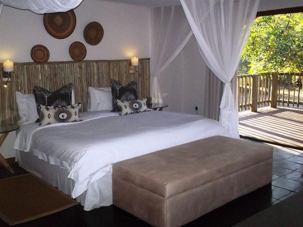 Rhino River Lodge Manyoni Private Game Reserve Kültér fotó